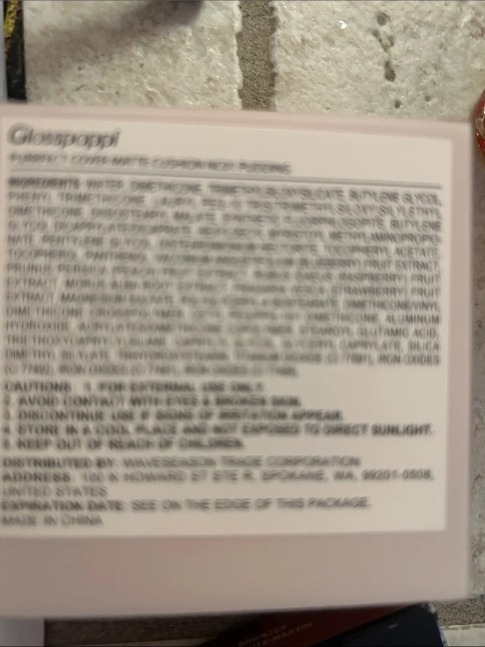 laura mercier Pearl White Compact with Gold Bear Accent